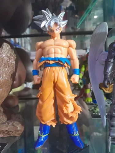 Goku Super Sayajin - Figura de Ação