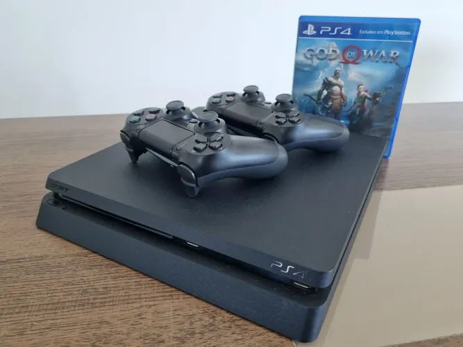 Play 4 Slim 1 Tera + 2 controles + 14 jogos digital + 1 jogo fisico + garantia de 3 meses