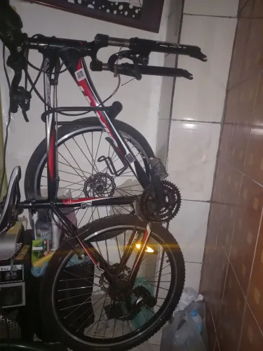 Bicicleta Aro 26 giant revel 4 aluxx alumínio 21v marchas TAMANHO DO QUADRO 20