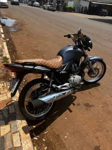 Vendo moto filé toda revisada 