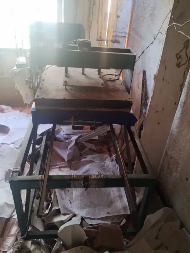Prensa Térmica Pneumática 92 x 72 cm Usada