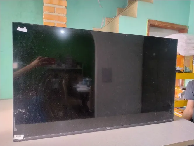 Televisão Philco 50 polegadas para retirar peças