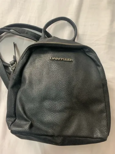 Mochila Damyller Preta pequena