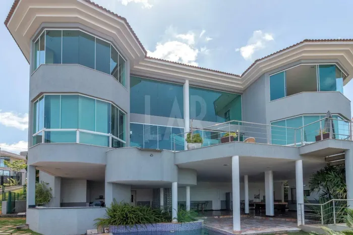 Casa em Condomínio à venda, 6 quartos, 4 suítes, 6 vagas, Alphaville - Nova Lima/MG