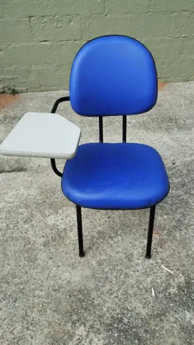 Cadeira escolar lote- semi nova