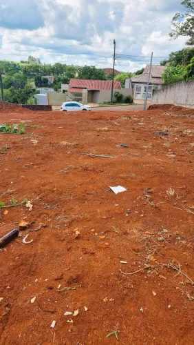 INVISTA NO SEU FUTURO: Terreno Perfeito para Seu Projeto dos Sonhos!