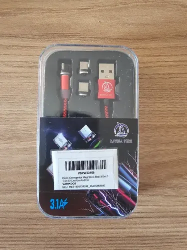 Cabo Carregador Magnético 3 Em 1 Cor vermelho
