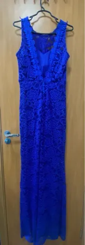 Vestido Azul de Renda