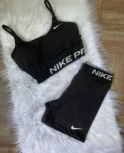 Conjunto Nike pro academia P M G