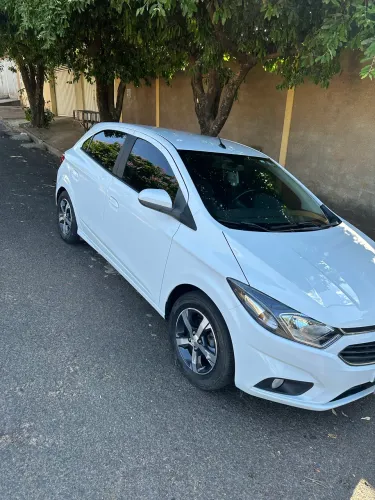 Chevrolet Onix Hatch LTZ 1.4 8V Flex Aut. 4P 2018