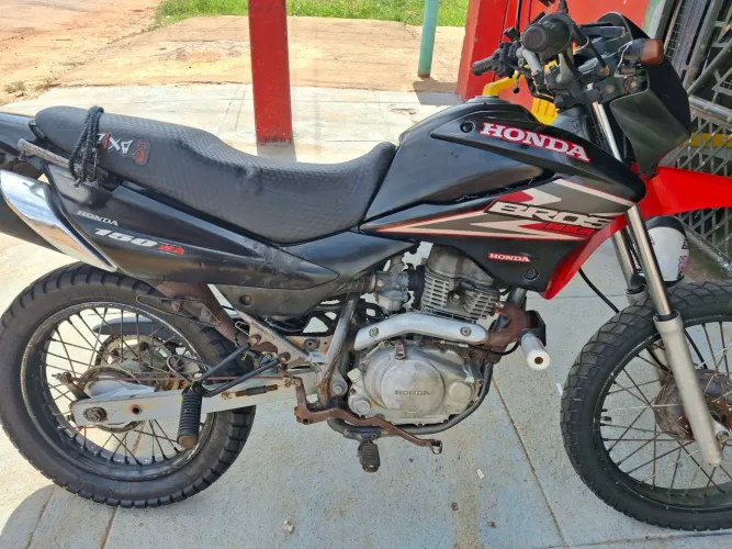 Moto bros 150 2008 em dias boa de motor e elétrica
