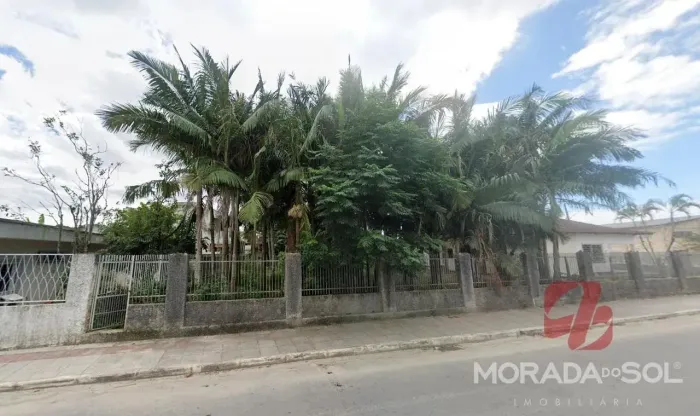 Terreno em Praça - Tijucas