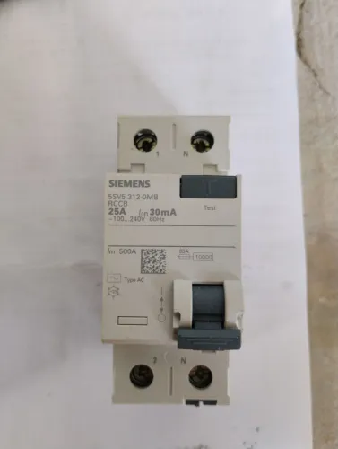 Disjuntor Siemens 25A RCCB 30mA