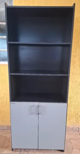 Armário multifuncional