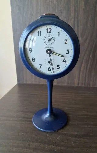 Relógio de mesa antigo Junghans 