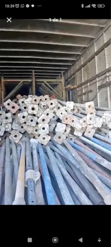 Escoras metálicas - R$200,00 cada