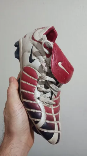 Chuteira Nike Air zoom