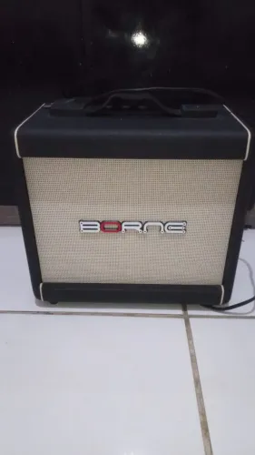 Amplificador borne 