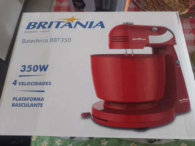 Batedeira Britânia BBT350 350W 4 velocidades