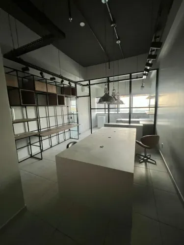 A.Moura Gestor Imobiliario Sala Comercial Mobiliada, 34m2 no Rogélio Fernandez