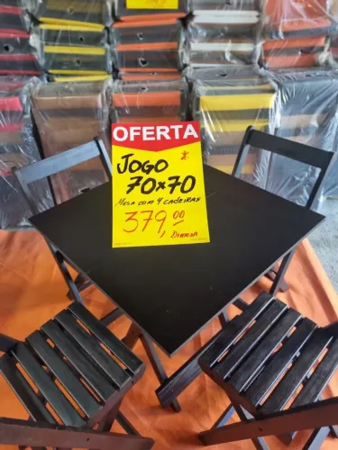 Jogo de Mesa 70x70 com 4 Cadeiras - OFERTA!