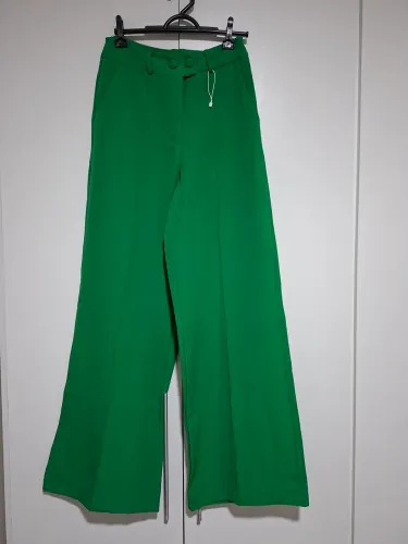 Calça alfaiataria nova