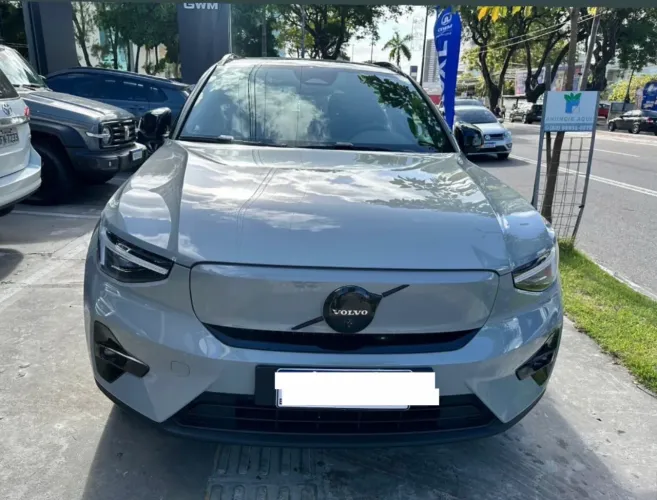 Volvo EX40 Ultra P8 (elétrico) 2026