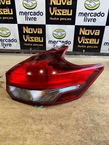 Lanterna Kicks 2017/18 Traseira Direita
