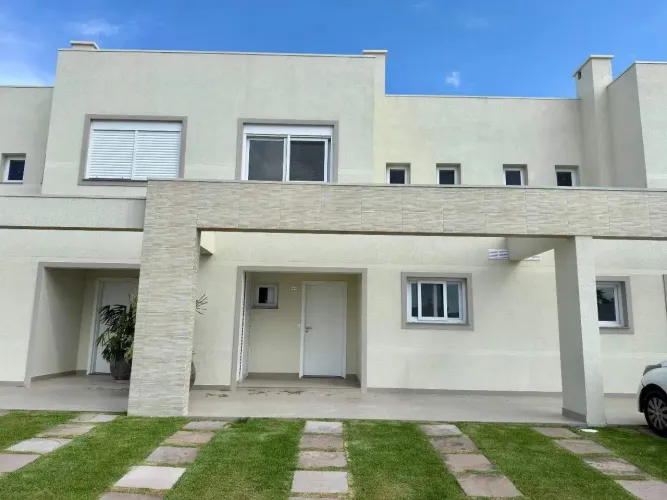 Sobrado à venda, 3 quartos, 1 suíte, 2 vagas, Condomínio Pateo Marbella - Xangri-Lá/RS