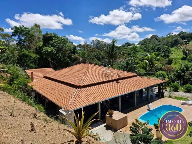 CHÁCARA Á VENDA EM PEDRA BELA COM 3600 M²