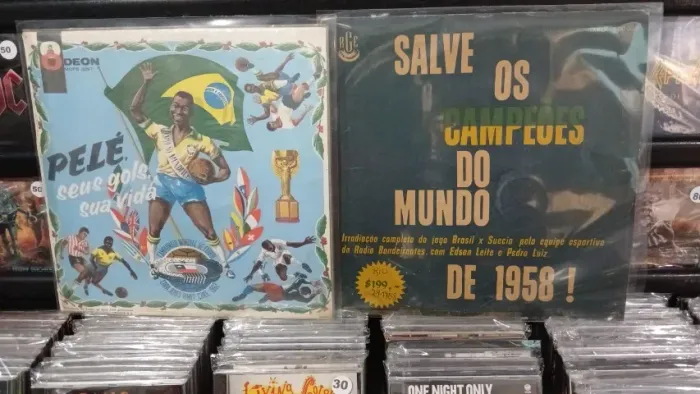 LP PELÉ E SEUS GOLS + LP SALVE OS CAMPEOES DE 58 - 500