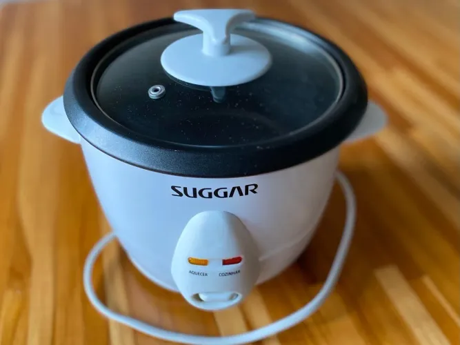 Panela de Arroz Suggar (Pouco Uso) 127v / 330w