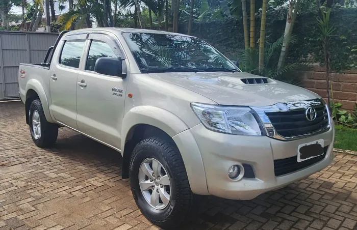 Toyota Hilux CD SR D4-d 4X4 3.0 TDI Dies. 2015