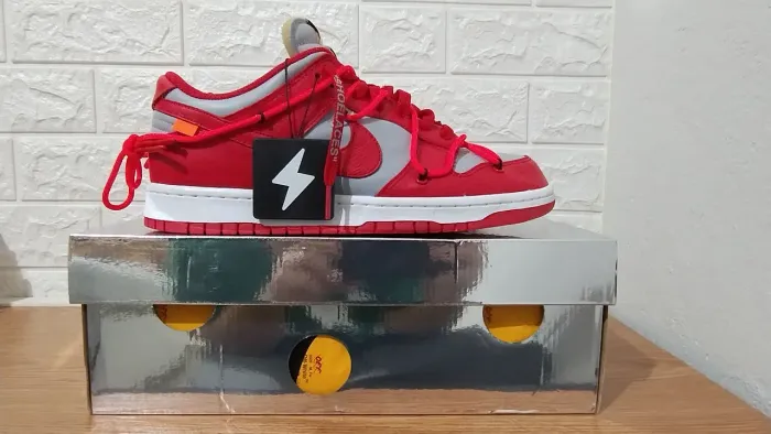Dunk off-white university red raridade t:41