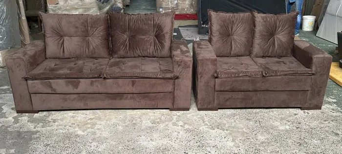 Conjunto de Sofá 3 e 2 Lugares em Tecido Aconchegante