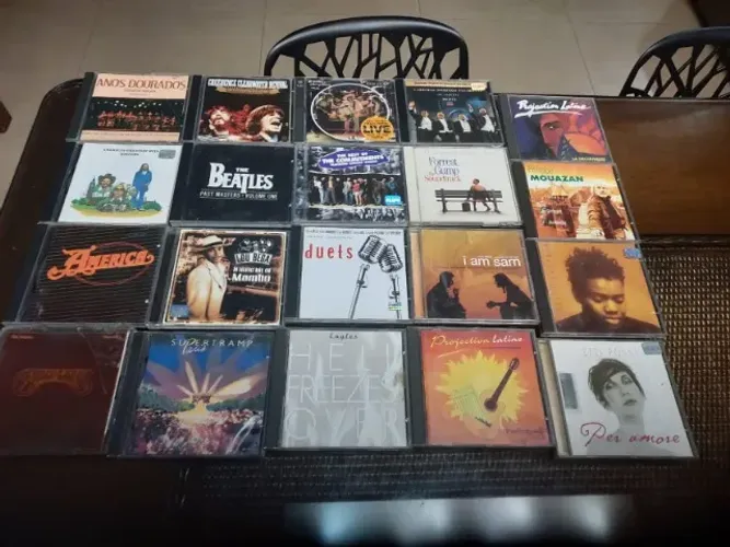 VENDO CD's AVULSOS (LER DESCRIÇÃO)