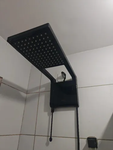 Chuveiro Lorenzetti Acqua Storm Ultra Black 6800w 220v - Leia o anúncio