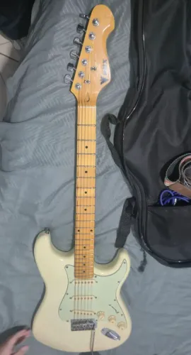 Guitarra PHX st-2 Vintage stratocaster