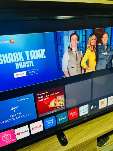 TV LG 65 polegadas 4K com IA