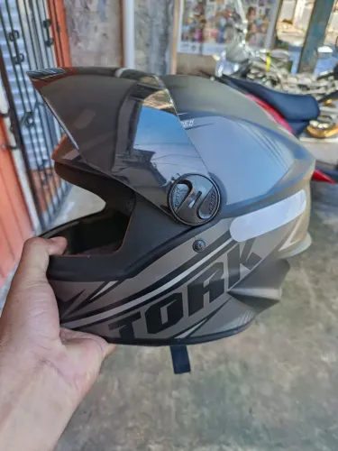 CAPACETE MOTOCICLISTA  TAM. 60 NOVO