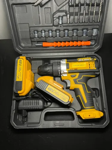 Parafusadeira/Furadeira 48V com maleta