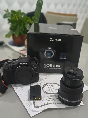 Canon R100 + Lente do kit NA GARANTIA