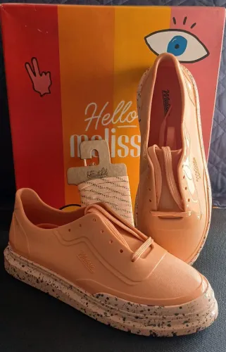 Hello Melissa Sneaker
