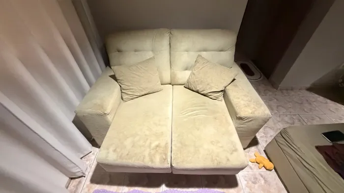 VENDE-SE SOFÁ COM PUFF