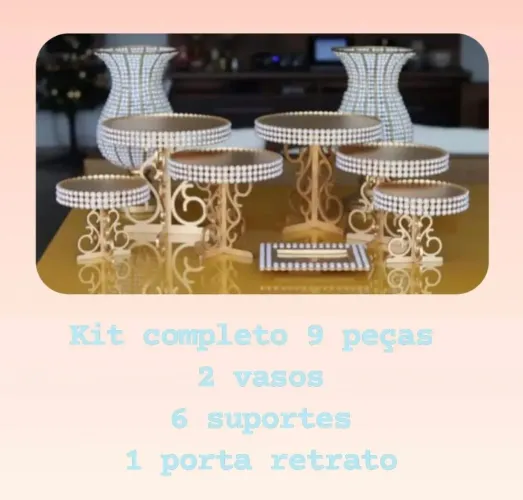 Decoração para festa dourada e em pérola