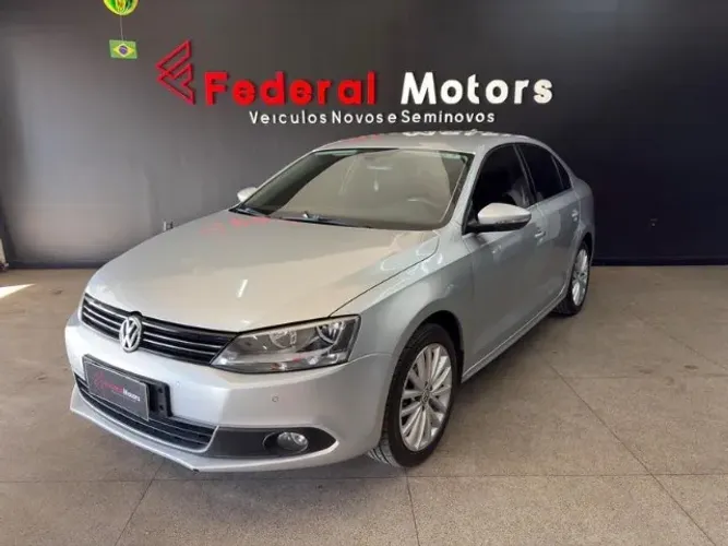 Volkswagen Jetta Highline 2.0 TSI 16V 4P Tiptronic 2011