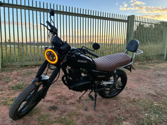 Intruder 125 2012/13 customizada