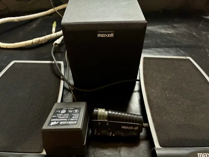 Caixas de Som Maxwell Hi-Fi Speaker System 