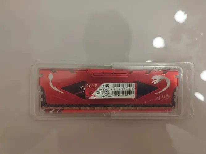 Memória ram lacrada DDR4 CL18 3200MHZ