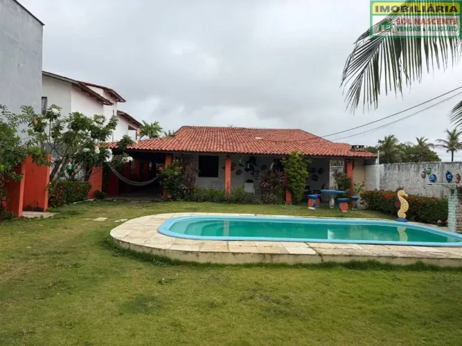 Casa com 4 dormitórios à venda, 240 m² por R$ 350.000 - Barra Da Caponga - Cascavel/CE